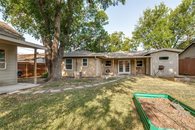 13520 Mount Castle Drive, Farmers Branch, TX 75234