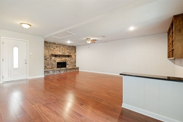 13520 Mount Castle Drive, Farmers Branch, TX 75234