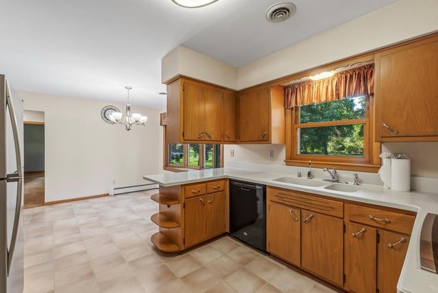 7631 W 5 Mile ROAD, Franksville, WI 53126