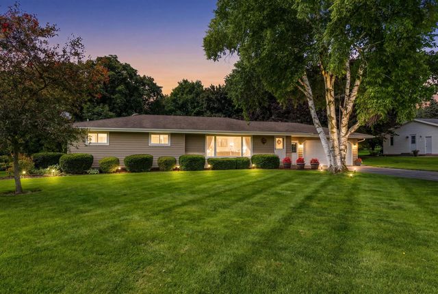 7631 W 5 Mile ROAD, Franksville, WI 53126