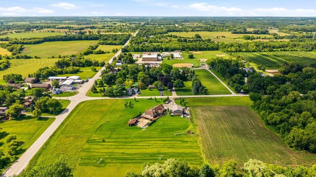 7631 W 5 Mile ROAD, Franksville, WI 53126