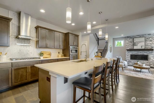 13521 NE 128th Place, Kirkland, WA 98034