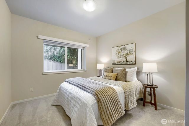 13521 NE 128th Place, Kirkland, WA 98034