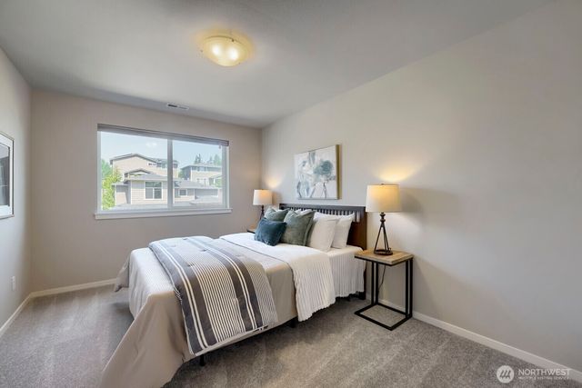 13521 NE 128th Place, Kirkland, WA 98034