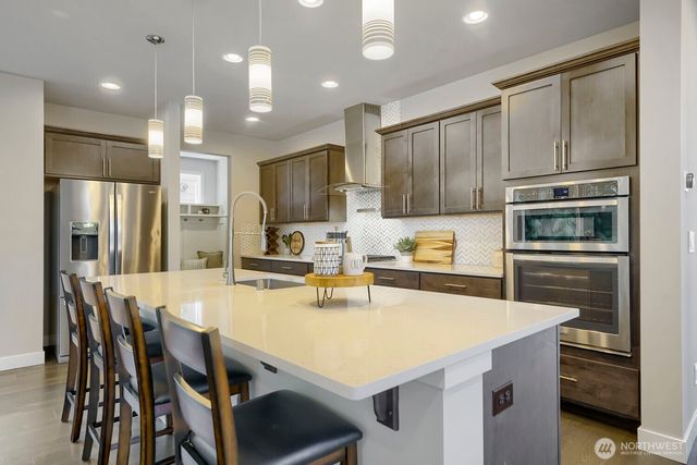 13521 NE 128th Place, Kirkland, WA 98034