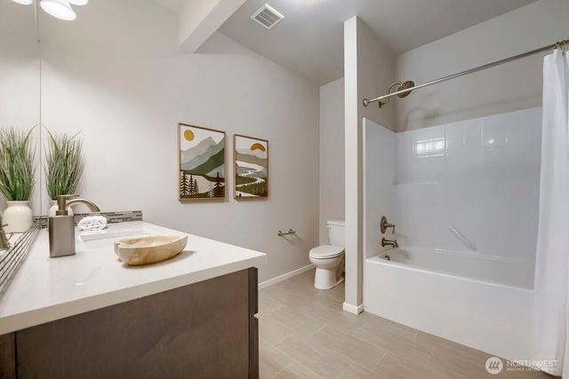 13521 NE 128th Place, Kirkland, WA 98034