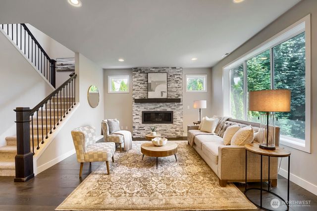 13521 NE 128th Place, Kirkland, WA 98034