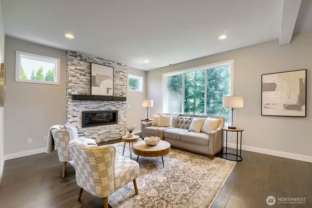 13521 NE 128th Place, Kirkland, WA 98034