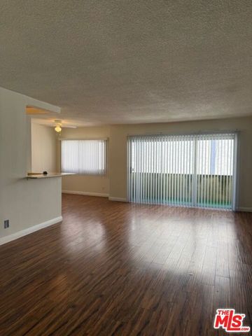 8161 Manitoba Street 7, Playa Del Rey, CA 90293