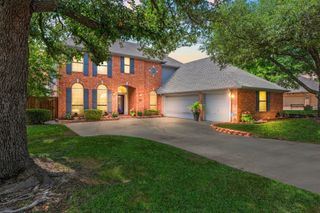 2713 Creek Crossing Drive, Mckinney, TX 75072