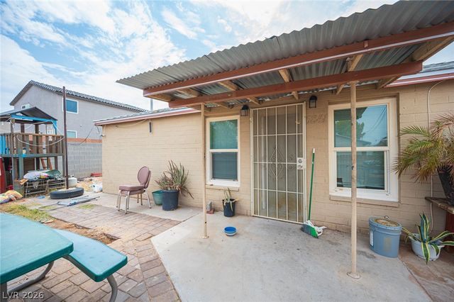 5841 Dodd Street, Las Vegas, NV 89122