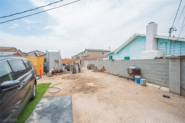 5841 Dodd Street, Las Vegas, NV 89122