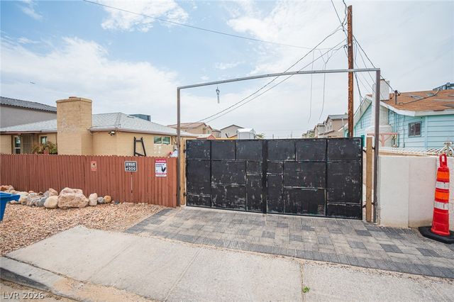 5841 Dodd Street, Las Vegas, NV 89122