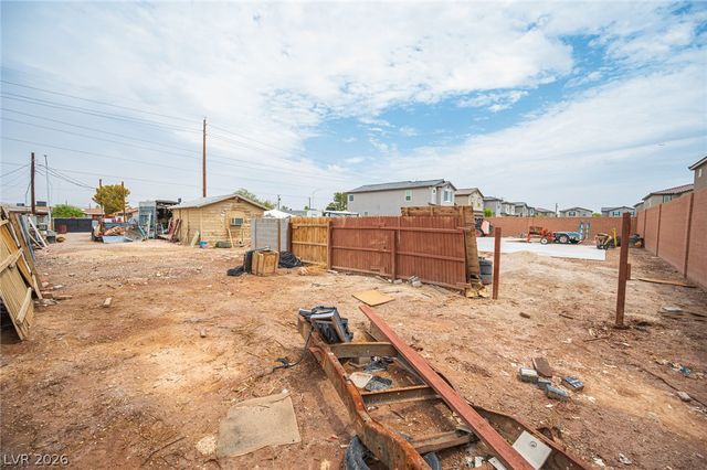 5841 Dodd Street, Las Vegas, NV 89122