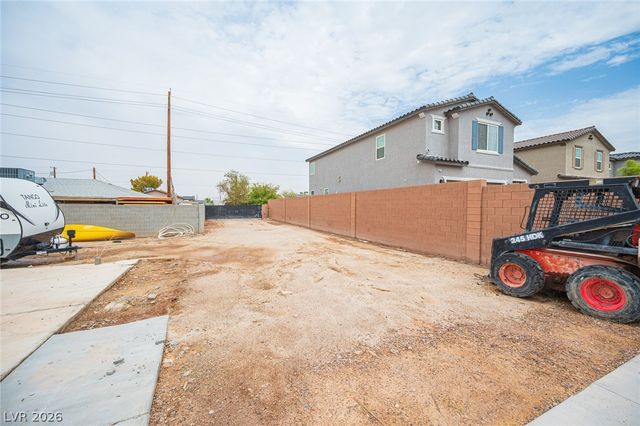 5841 Dodd Street, Las Vegas, NV 89122
