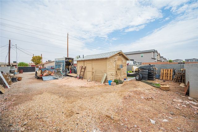 5841 Dodd Street, Las Vegas, NV 89122