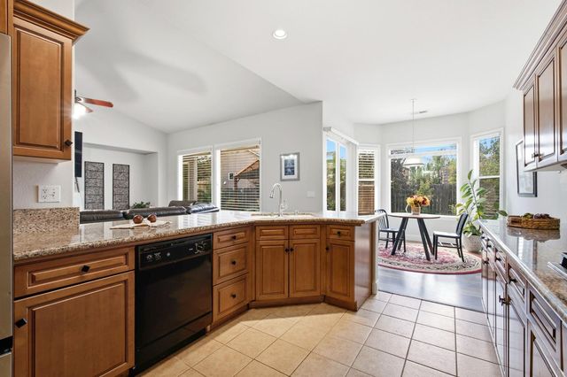 3112 Everglade Avenue, Clovis, CA 93619