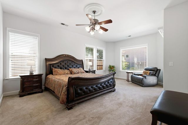 3112 Everglade Avenue, Clovis, CA 93619