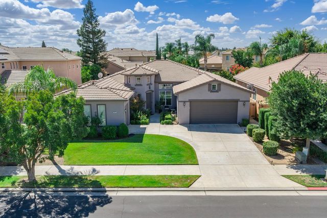 3112 Everglade Avenue, Clovis, CA 93619