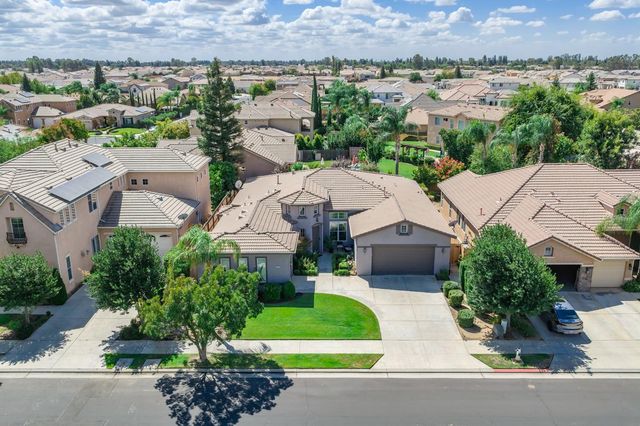 3112 Everglade Avenue, Clovis, CA 93619