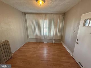 5003 C ST, Philadelphia, PA 19120