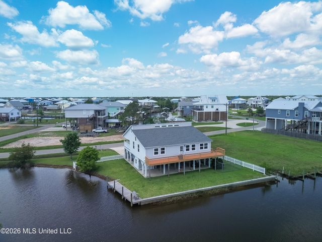 11088 Tahiti Street, Bay Saint Louis, MS 39520