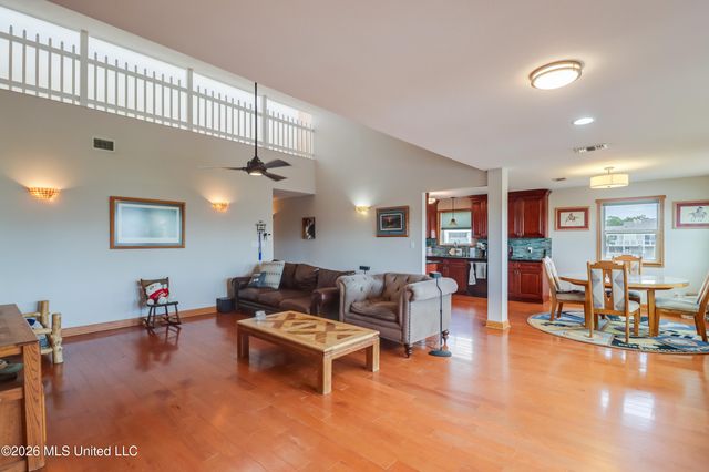 11088 Tahiti Street, Bay Saint Louis, MS 39520