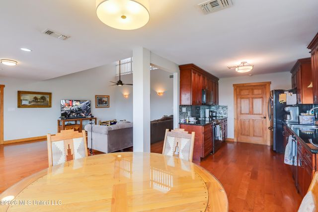 11088 Tahiti Street, Bay Saint Louis, MS 39520