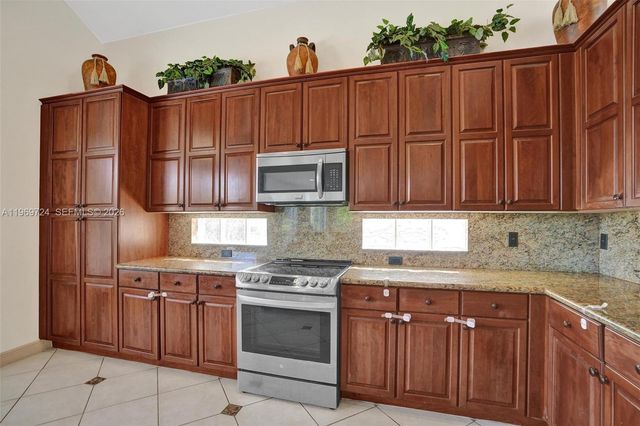 17431 SW 35th St, Miramar, FL 33029