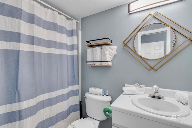 517 E Beach Boulevard 5D, Gulf Shores, AL 36542