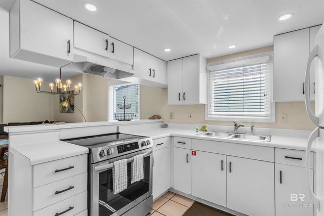 517 E Beach Boulevard 5D, Gulf Shores, AL 36542