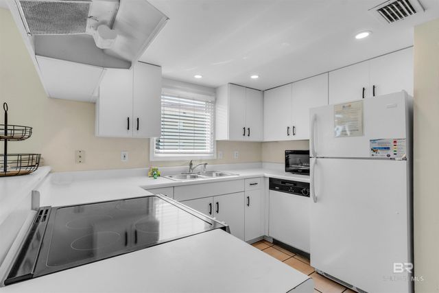 517 E Beach Boulevard 5D, Gulf Shores, AL 36542