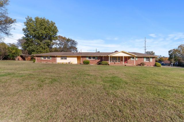 4400 Gra Mar Dr, Nashville, TN 37216