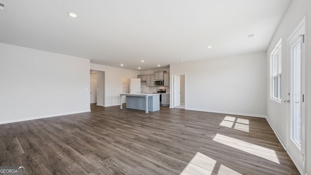 8583 PREAKNESS Pass, Lithonia, GA 30058