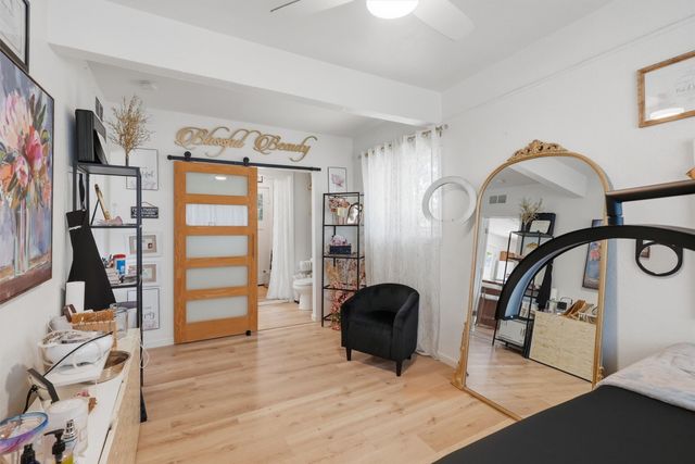 803 W Bluff Street, Granbury, TX 76048