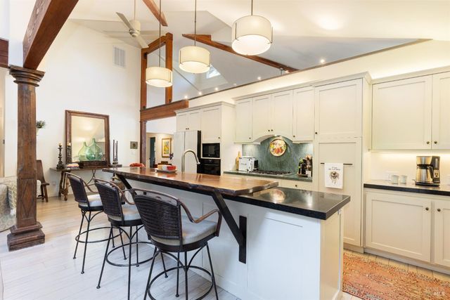 3000 Warm Springs Rd, Glen Ellen, CA 95442