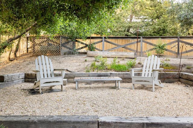 3000 Warm Springs Rd, Glen Ellen, CA 95442