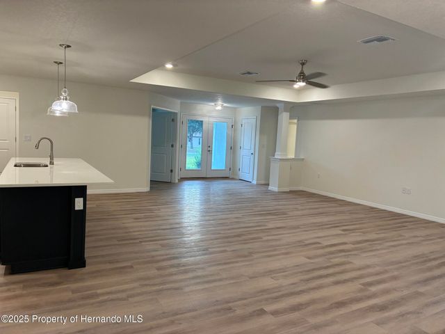 50 Village Center Drive, Homosassa, FL 34446