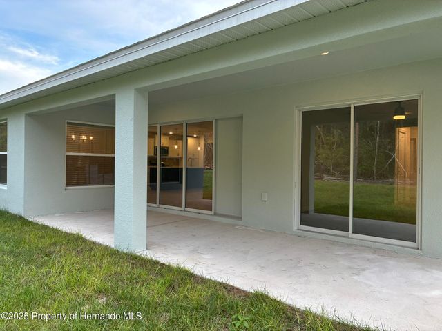 50 Village Center Drive, Homosassa, FL 34446