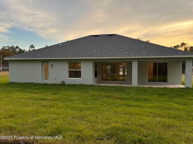 50 Village Center Drive, Homosassa, FL 34446