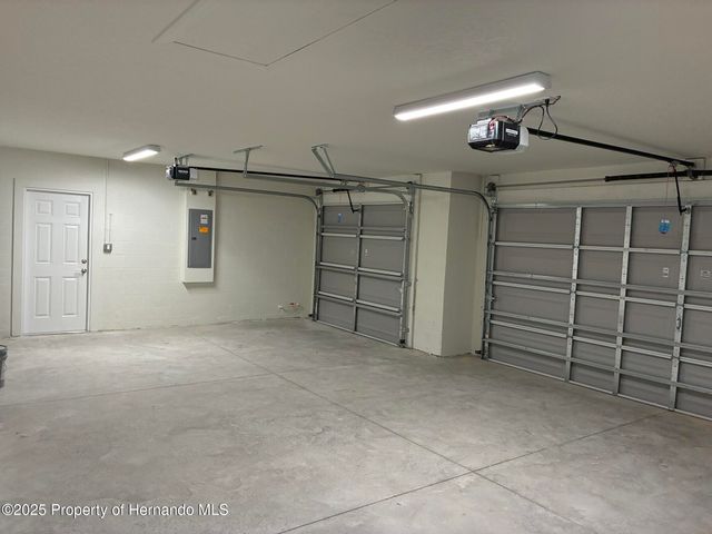 50 Village Center Drive, Homosassa, FL 34446