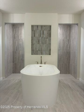 50 Village Center Drive, Homosassa, FL 34446