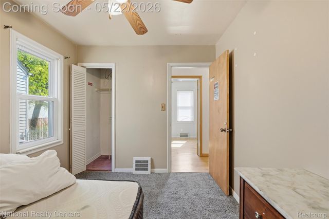 3329 Detroit Street, Dearborn, MI 48124