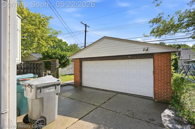 3329 Detroit Street, Dearborn, MI 48124