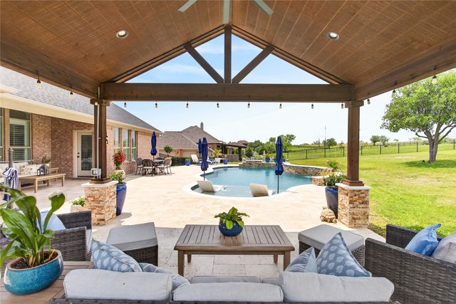 10717 Los Rios Drive, Fort Worth, TX 76179