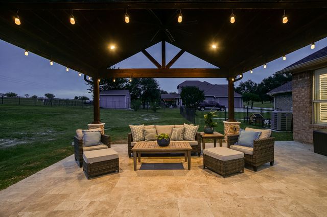10717 Los Rios Drive, Fort Worth, TX 76179