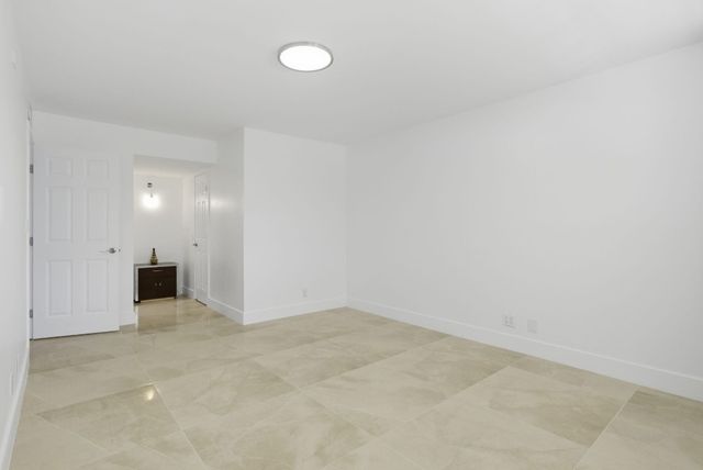 3051 N Course Drive 309, Pompano Beach, FL 33069