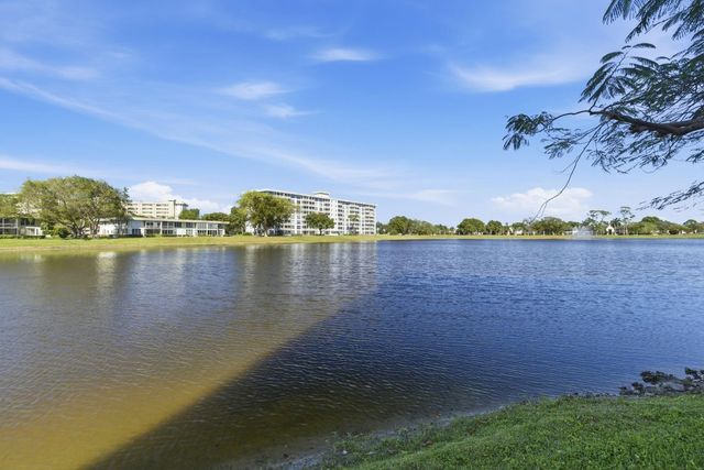 3051 N Course Drive 309, Pompano Beach, FL 33069