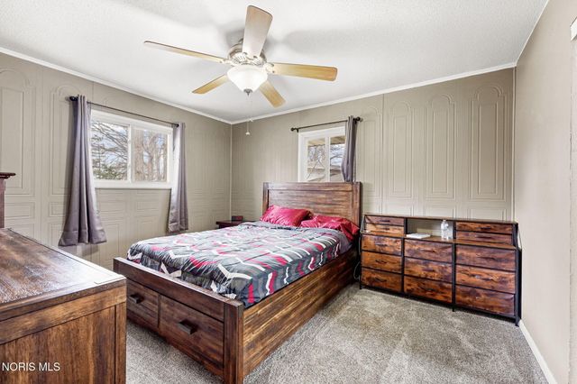 26931 W Woodland Court, Millbury, OH 43447