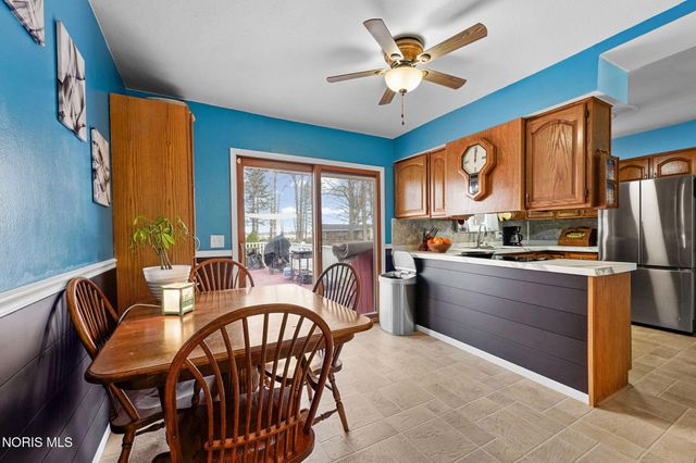 26931 W Woodland Court, Millbury, OH 43447